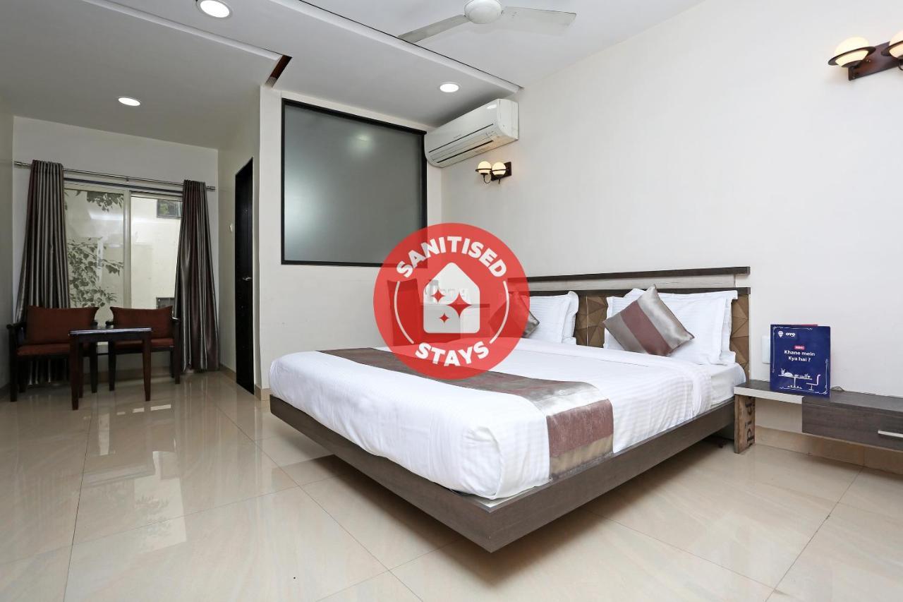 Townhouse Oak Hotel The Sudesh Raipur (Chhattisgarh) Exterior photo