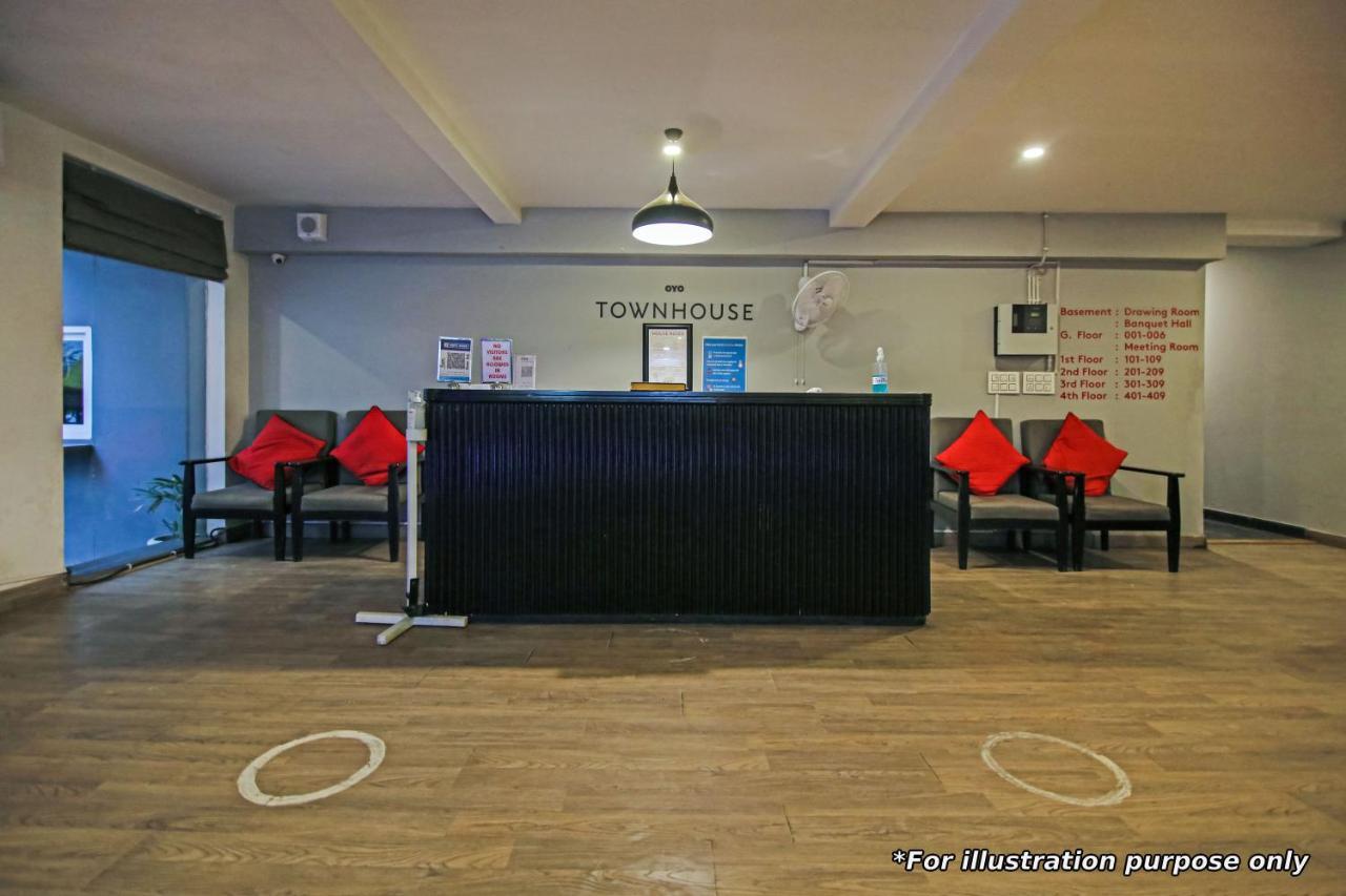Townhouse Oak Hotel The Sudesh Raipur (Chhattisgarh) Exterior photo
